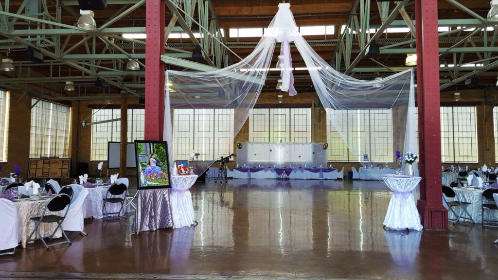 Our biggest room, decorated for a quinceanera